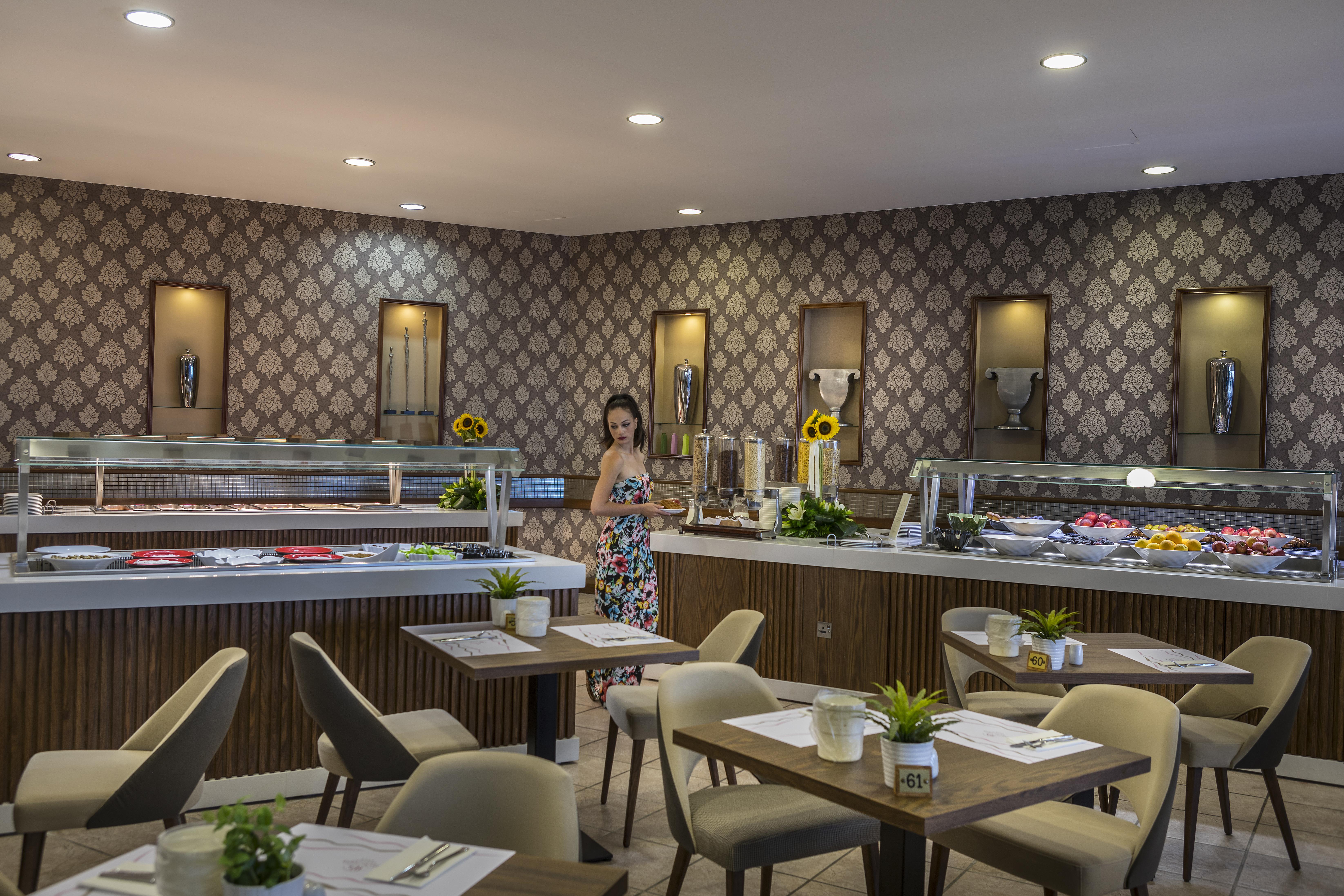 Hotell Pavlo Napa 4*